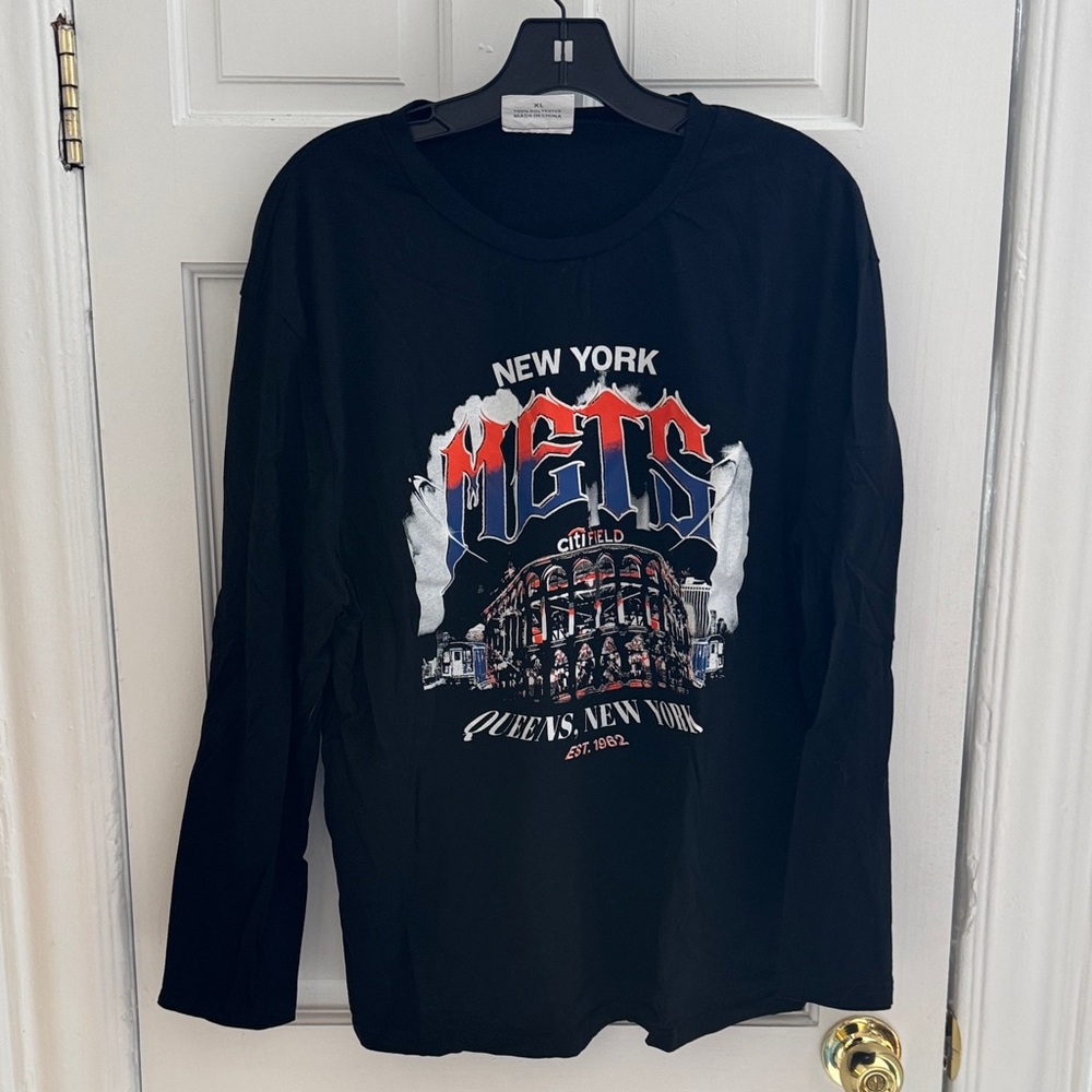 New York Mets Long Sleeve Shirt